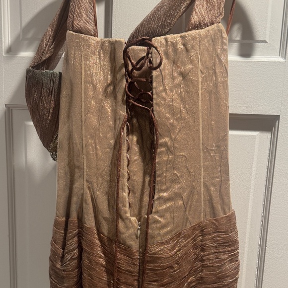 Elegant Gold and Brown Evening Gown - Picture 4 of 6